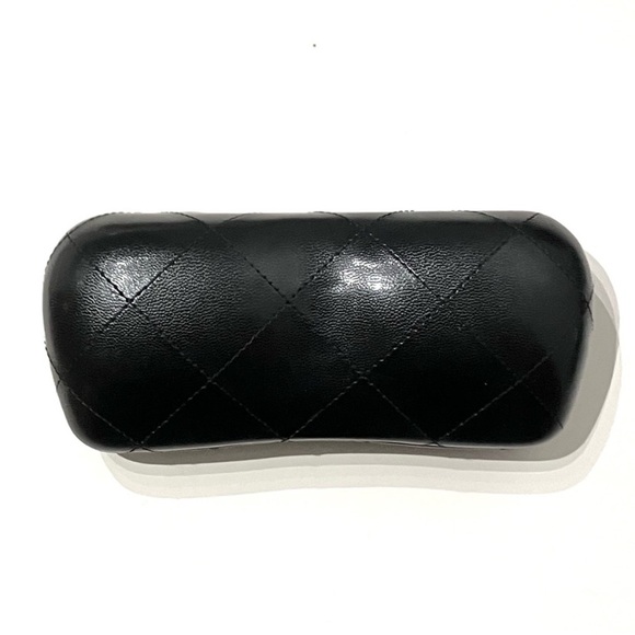 Chanel Black Quilted Glasses Case - Picture 3 of 6